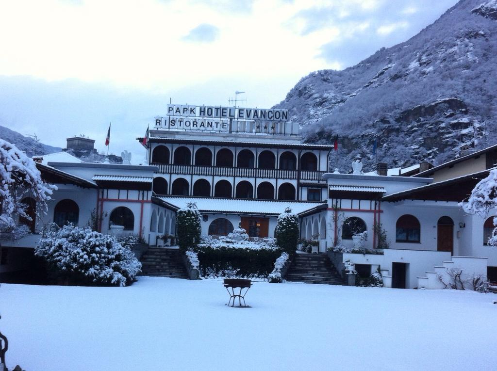 Park Hotel Evancon Verrès Exterior foto