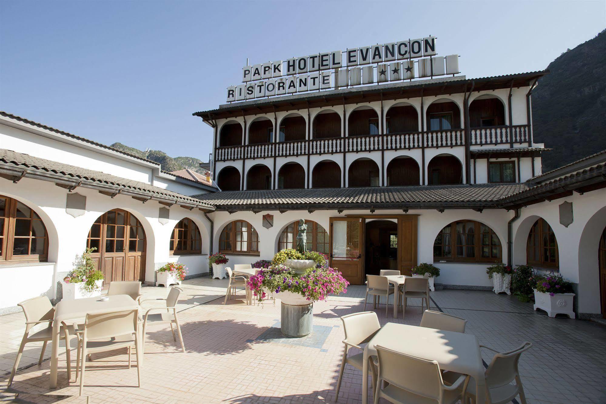 Park Hotel Evancon Verrès Exterior foto